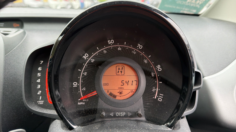 Toyota Aygo 1.0 VVT-i X-Trend 5dr x-shift Petrol Hatchback